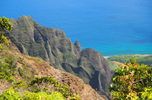 Traumhafter Blick vom Kalalau Lookout auf Kauai, eine der Inseln von Hawaii