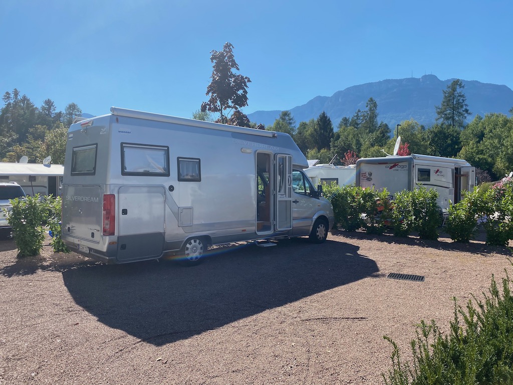 Stellplatz am Campingplatz Montiggl