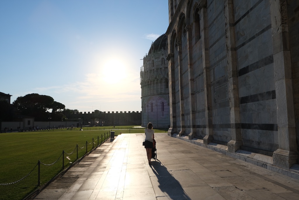 Wohnmobilreise nach Elba: Abendstimmung in Pisa