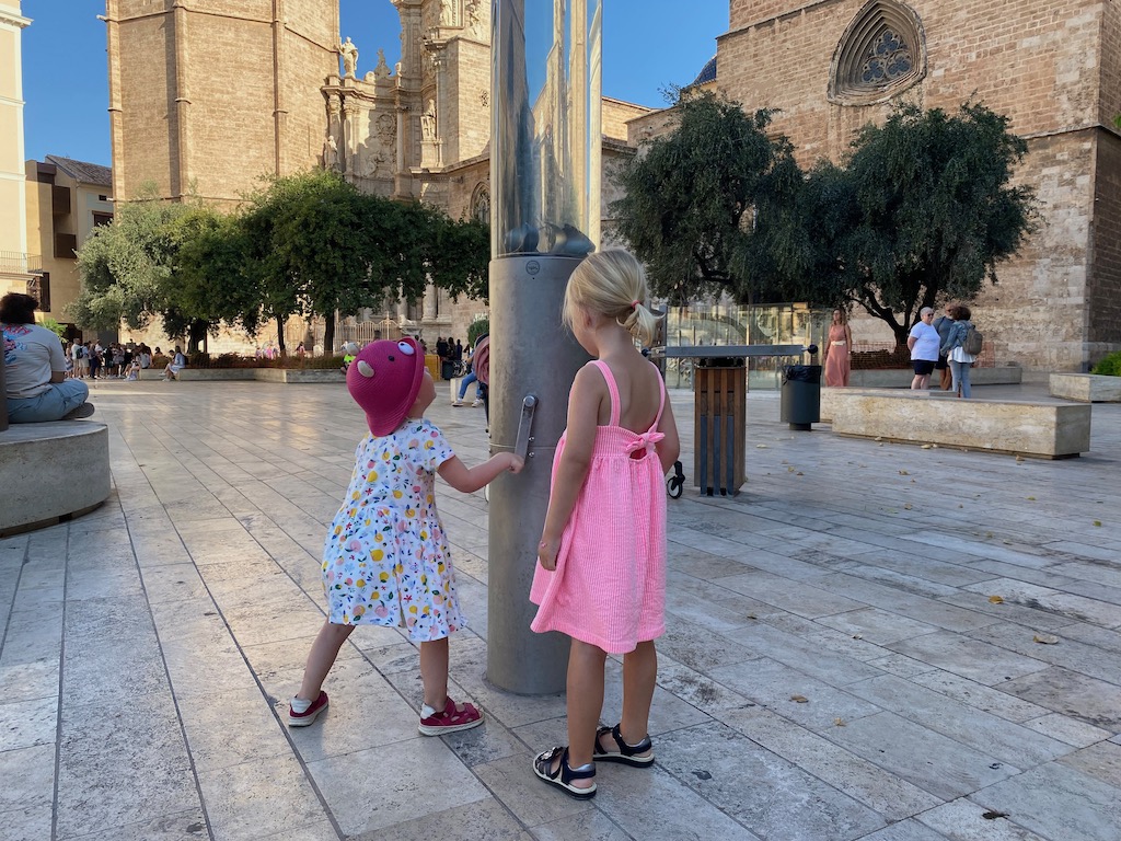 Altstadt Valencia mit Kindern