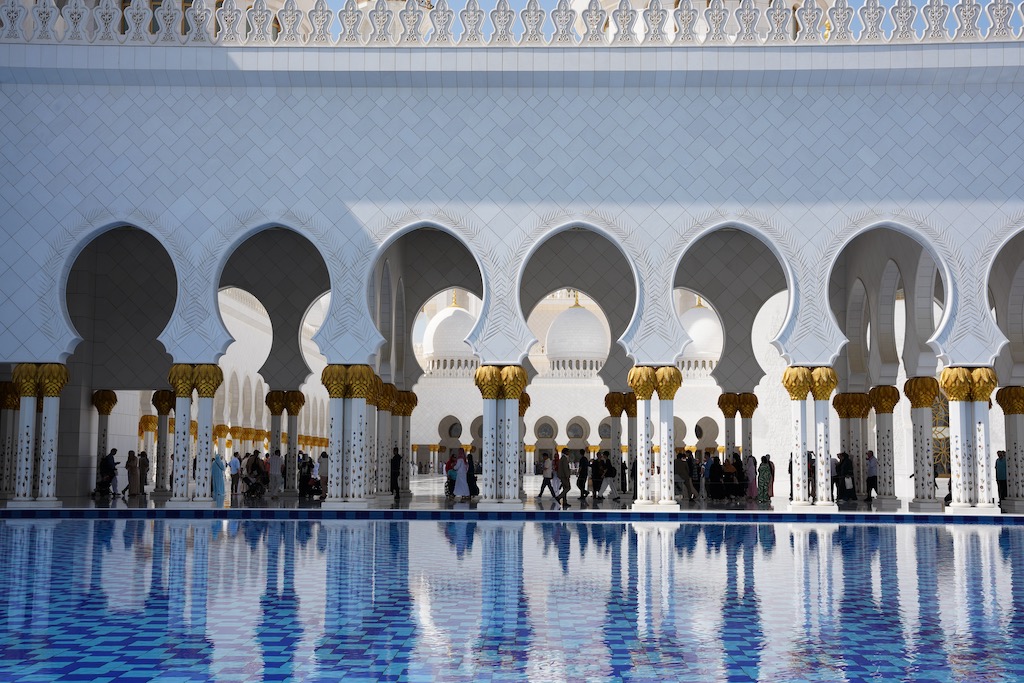 Besuch der Sheikh Zayed Moschee in Abu Dhabi
